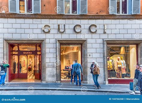 gucci italia